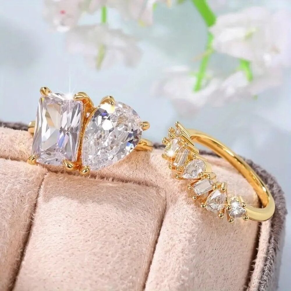 Emerald Cut & Teardrop Pear CZ Crystal Engagement Wedding Ring Set Size 7 - Picture 4 of 6
